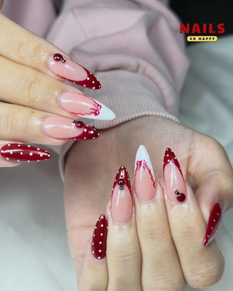 NAILS SO HAPPY photo 4