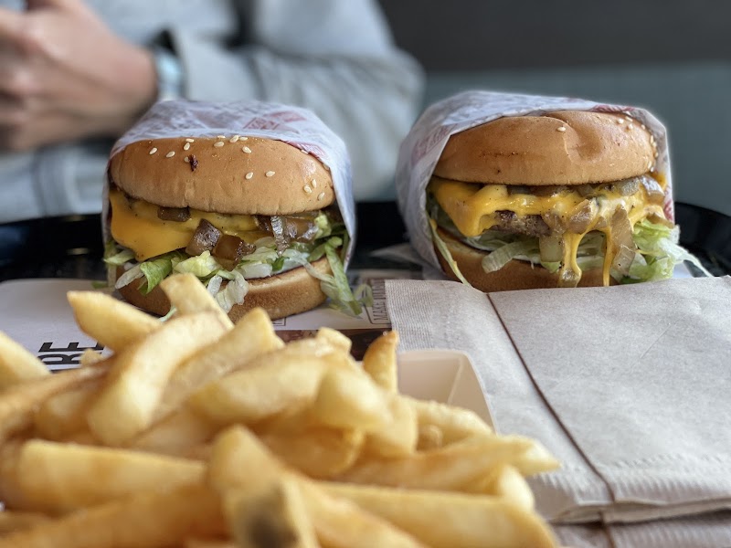 Habit Burger & Grill photo 3