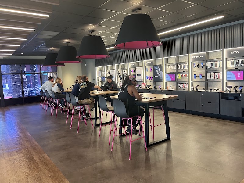 T-Mobile Experience Store photo 2