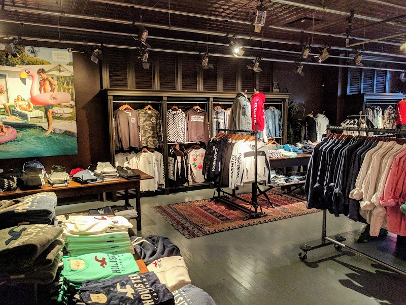 Hollister Co. photo 5