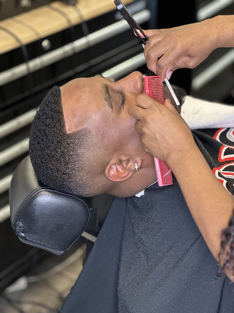 T K's Custom Cuts inc photo 3