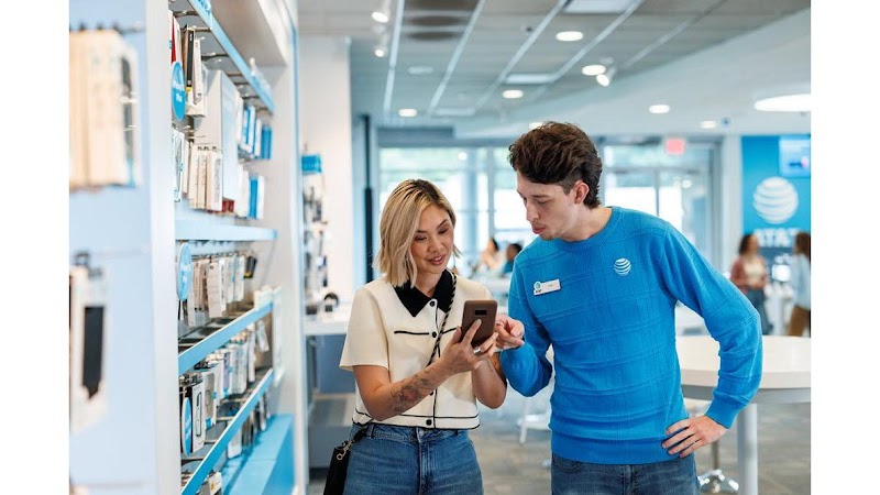 AT&T Store photo 2