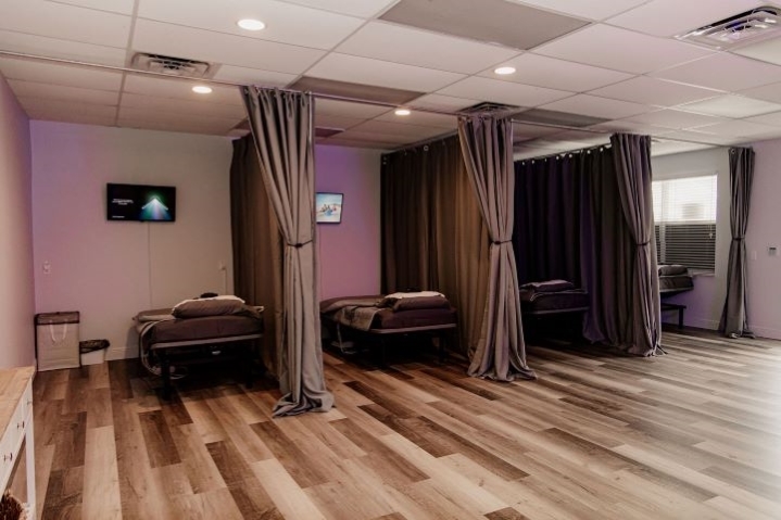 DRIP Infrared Sauna & Cold Plunge Studio photo 4