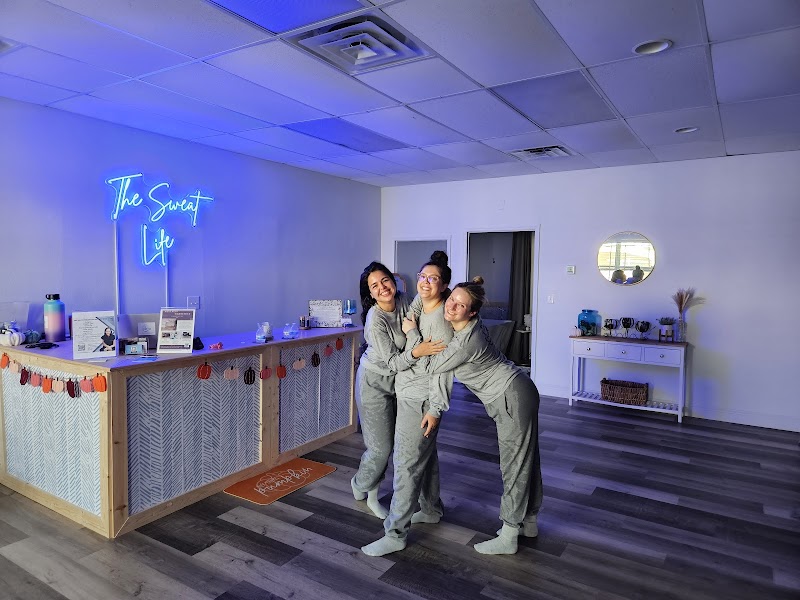 DRIP Infrared Sauna & Cold Plunge Studio photo 2