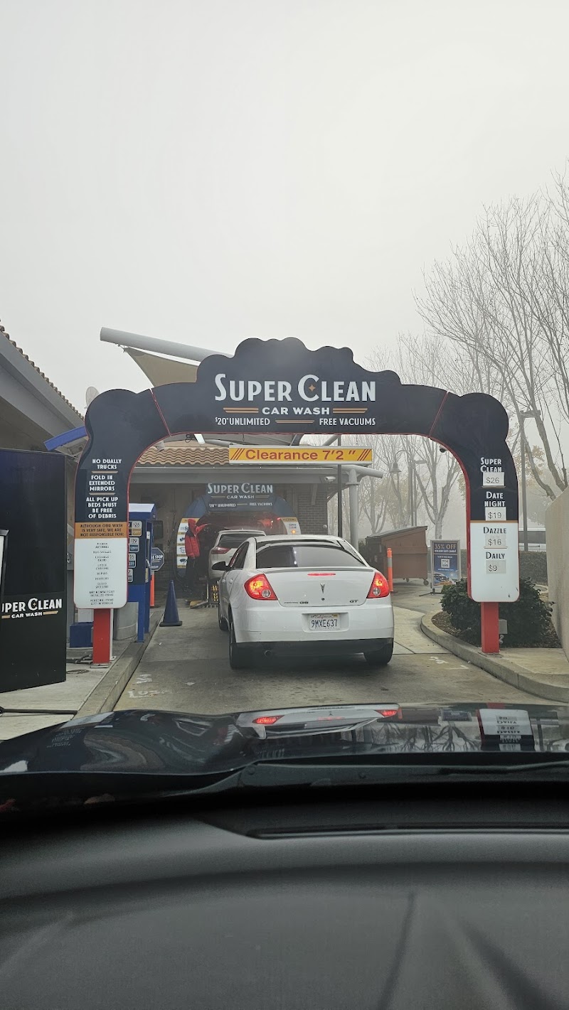Super Clean Xpress Carwash Oakley photo 4