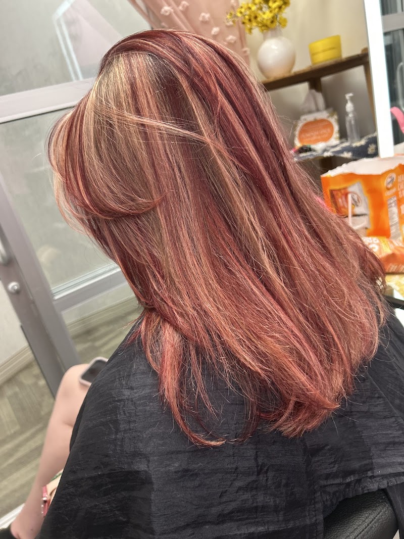 Hair by Kimmie in Brandon, Florida photo 2