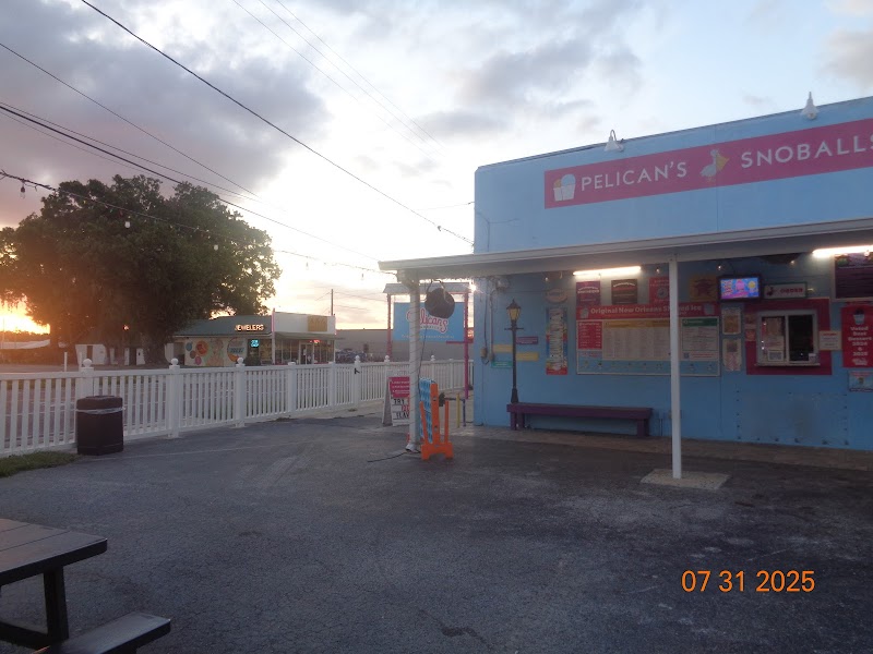Pelican's SnoBalls photo 5