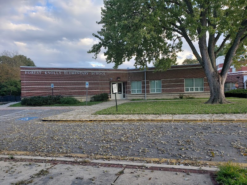 Photo of Forest Knolls Elementary School