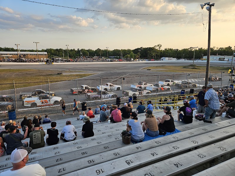 Auburndale Speedway photo 3