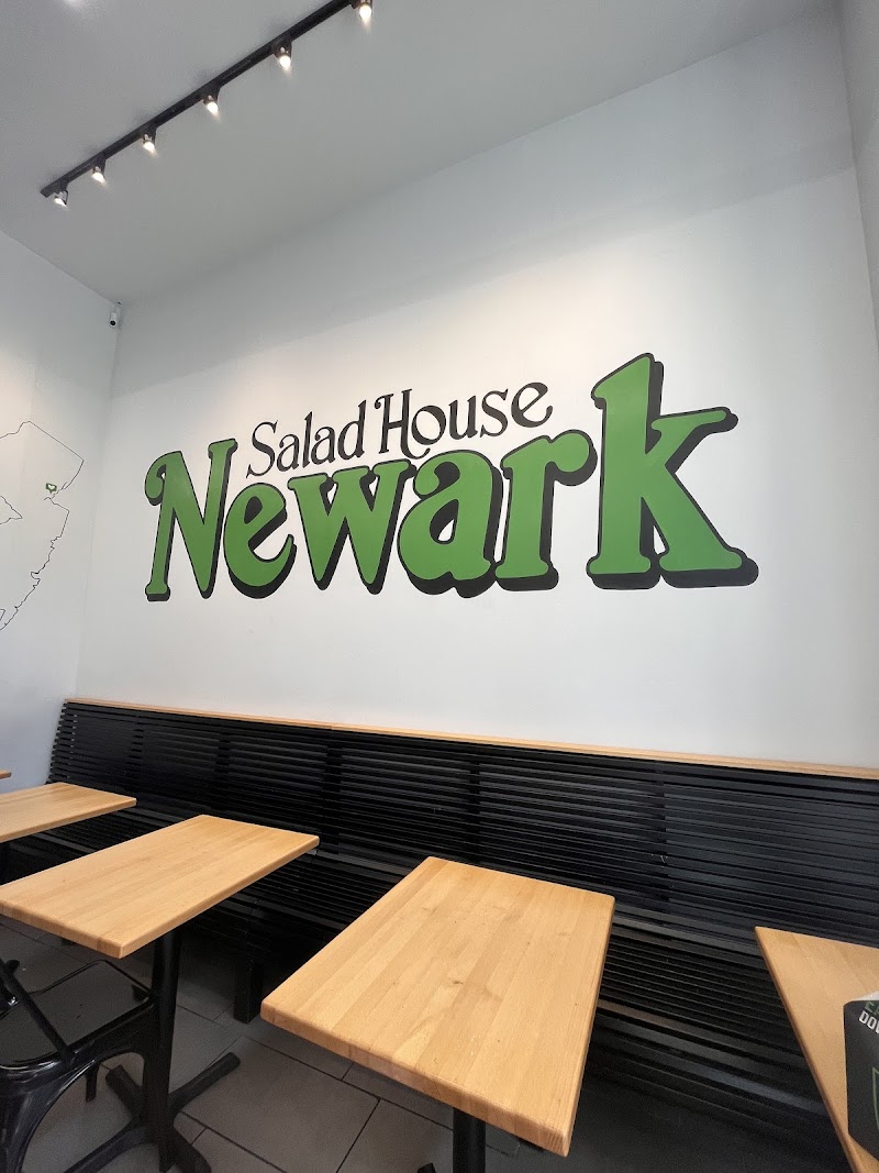 Salad House photo 3