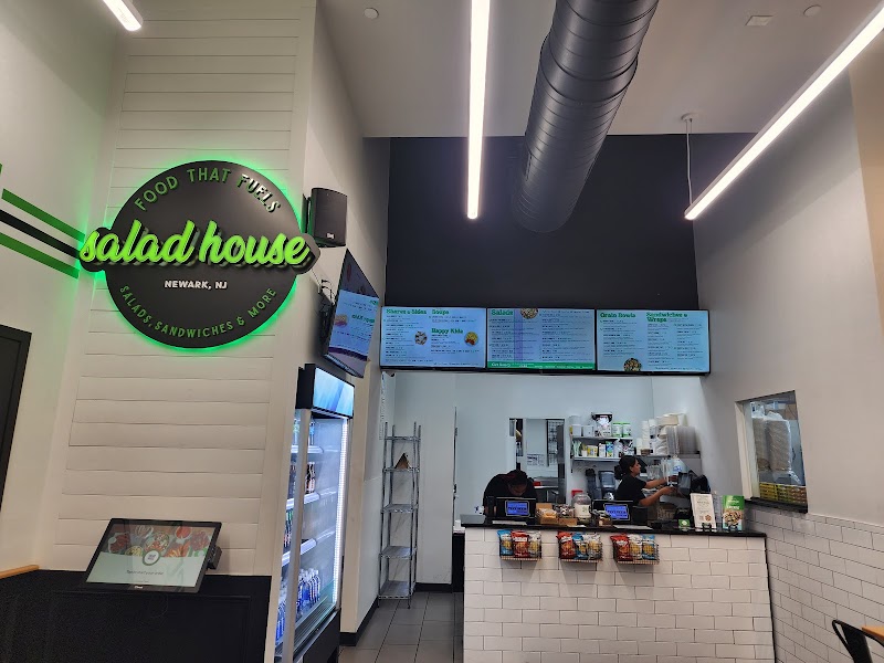 Salad House photo 5
