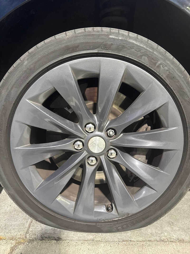 Photo of Alameda mobile tire & roadside service