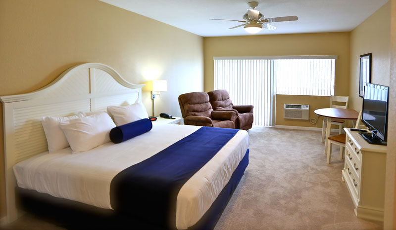 Shoreline Island Resort photo 2