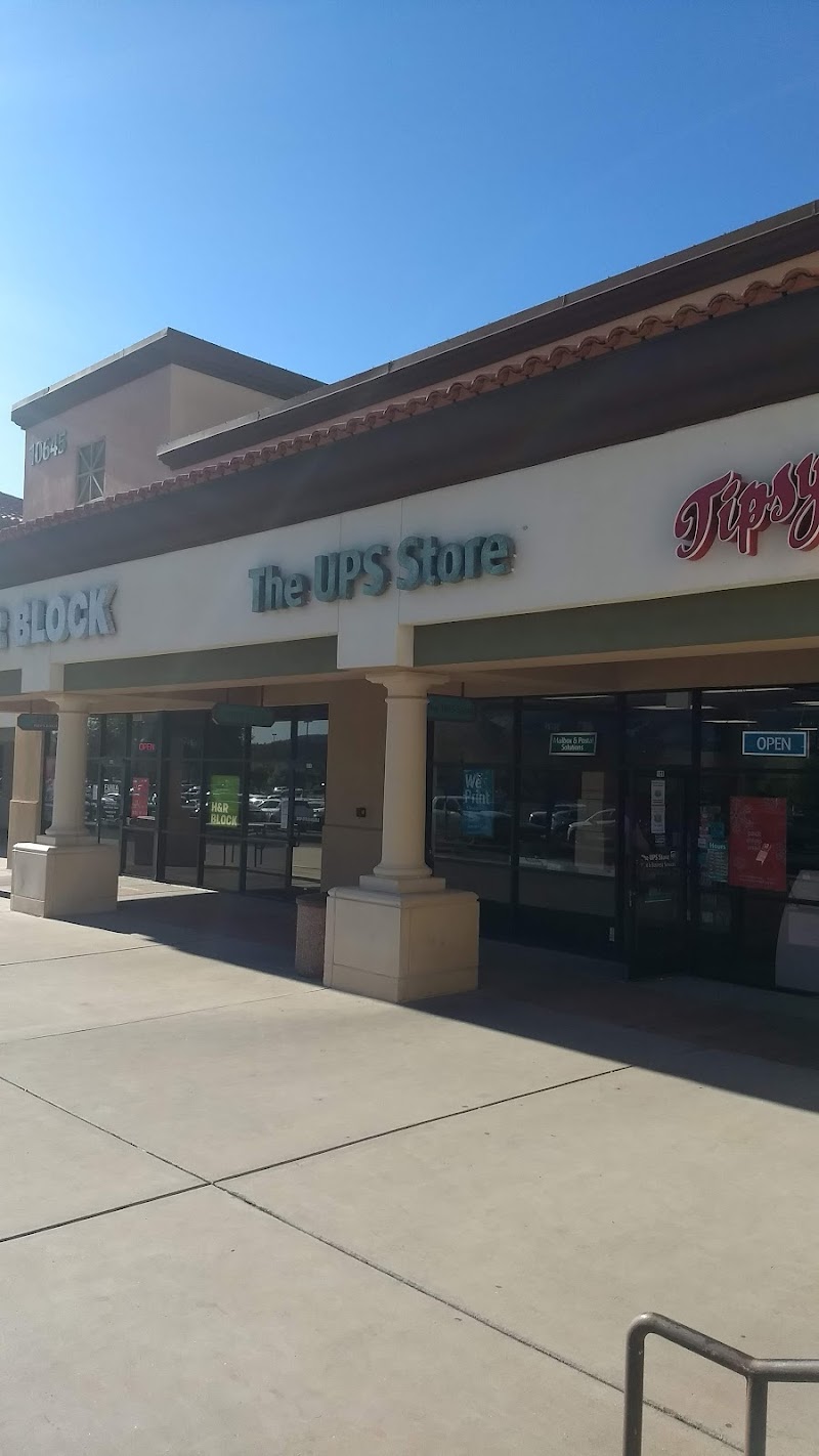 The UPS Store photo 5