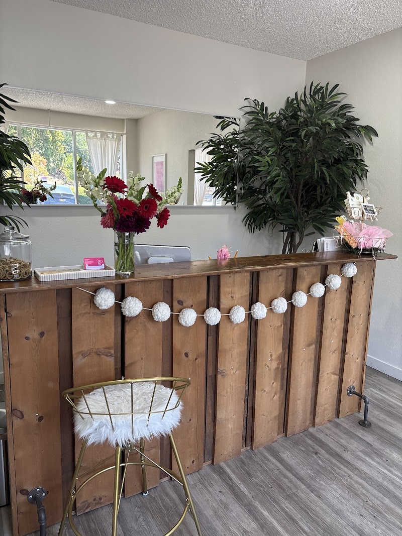 The Color Bar Salon photo 2