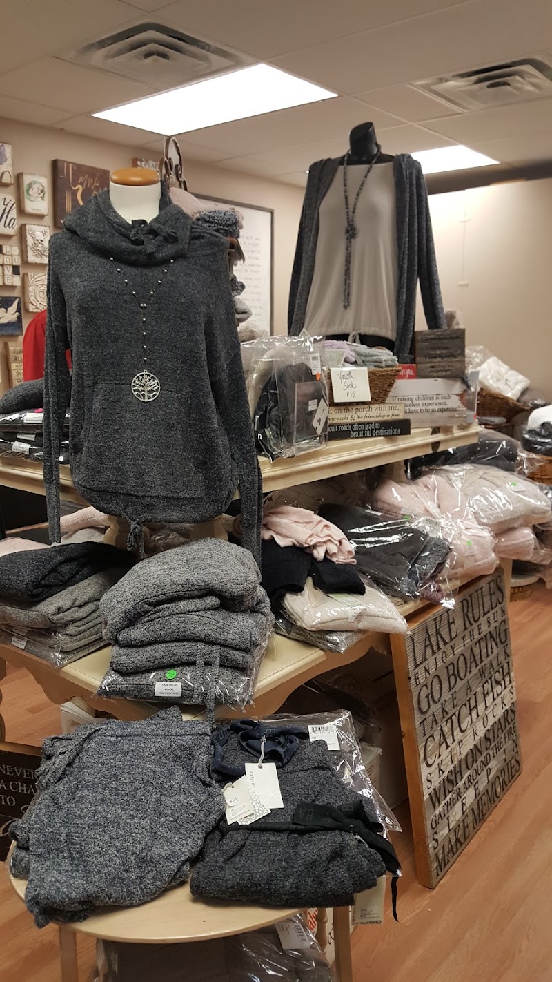 Dazzled Boutique photo 4