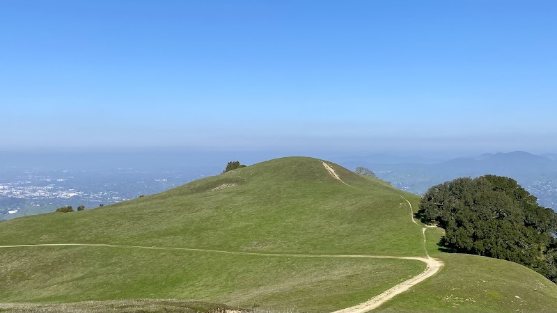 Las Trampas Peak photo 3