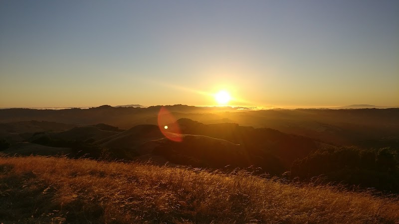 Las Trampas Peak photo 5