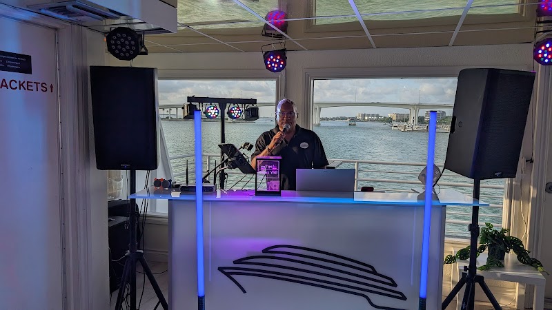 Starlite Infinity Dining Yacht photo 4