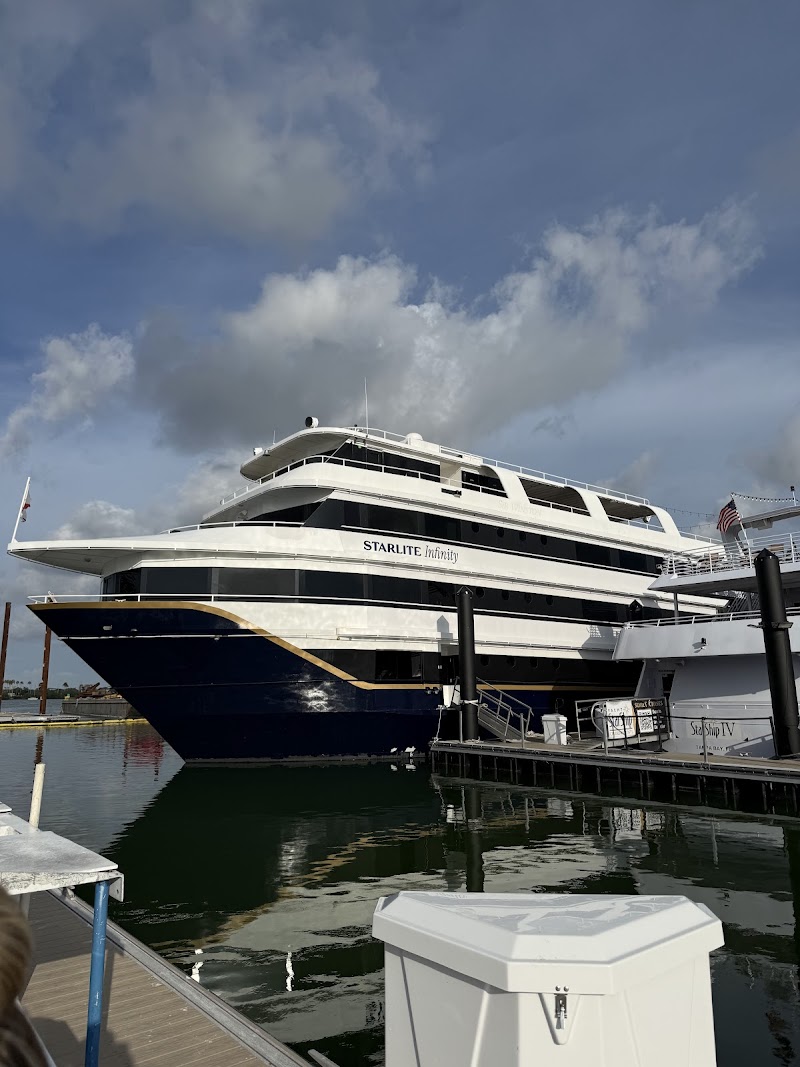 Starlite Infinity Dining Yacht photo 5