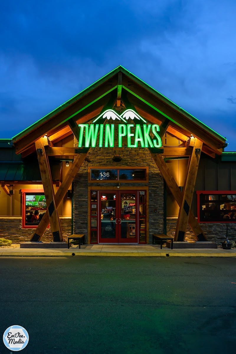 Photo of Twin Peaks