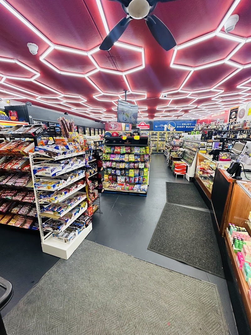 Mid-City Market photo 4
