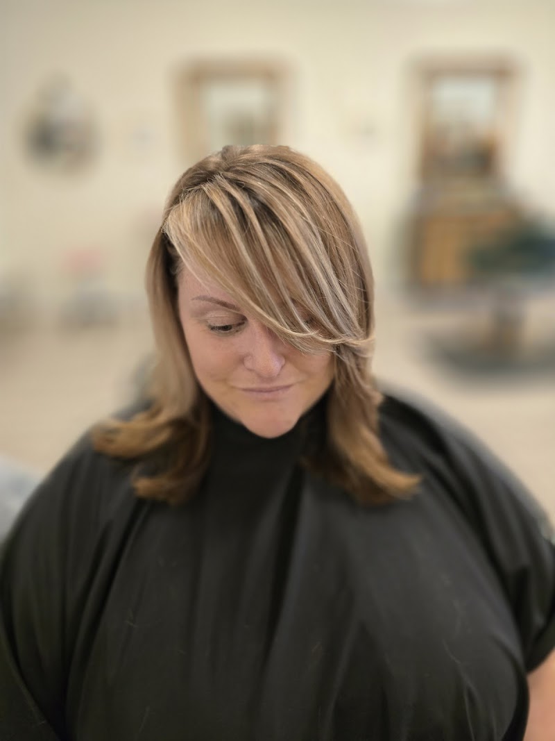 Lauran Loves Hair @ High Society Salon photo 3