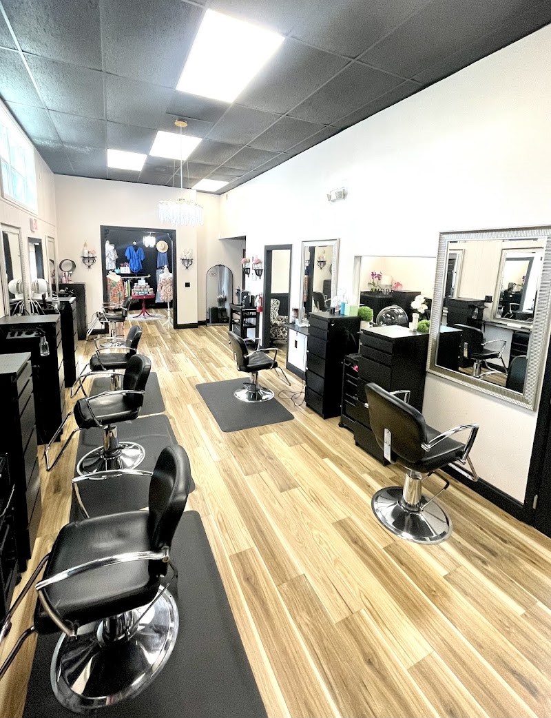 Photo of Salon Amoré by Cara Scott
