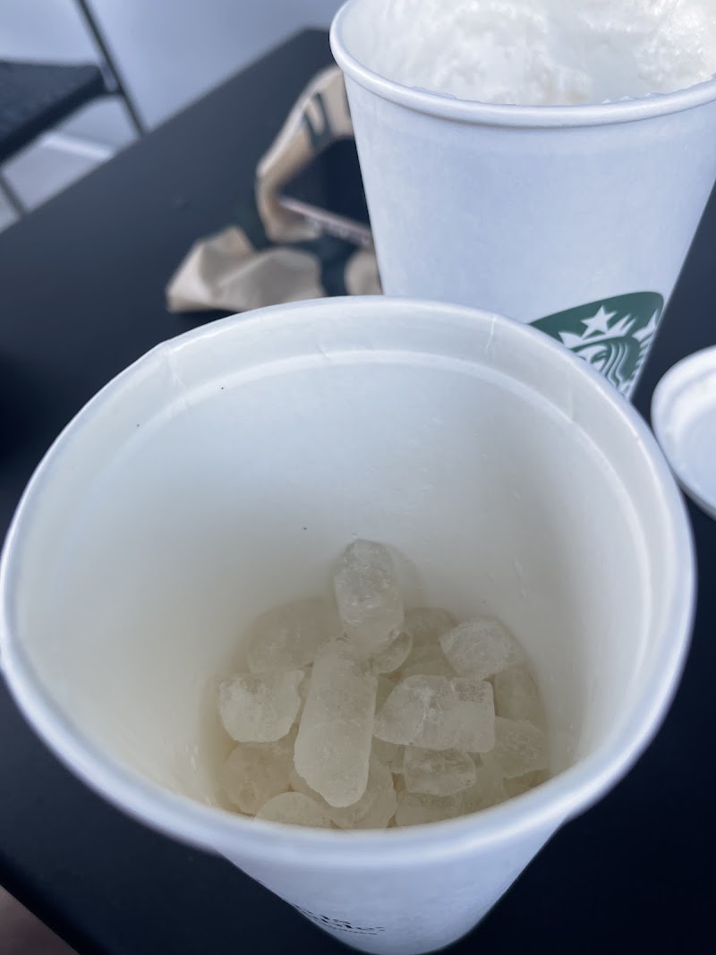 Starbucks Coffee Company photo 4