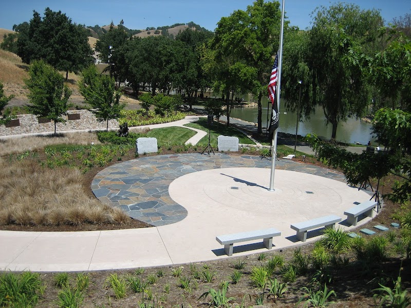 All Wars Memorial photo 4