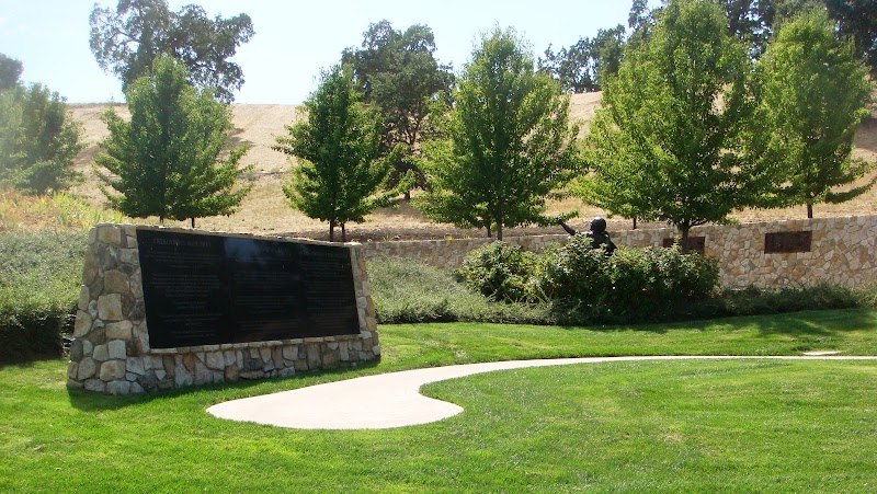 All Wars Memorial photo 5