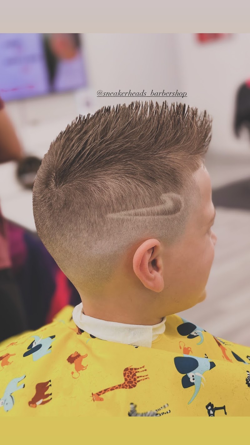SNEAKERHEADS BARBER SHOP photo 5