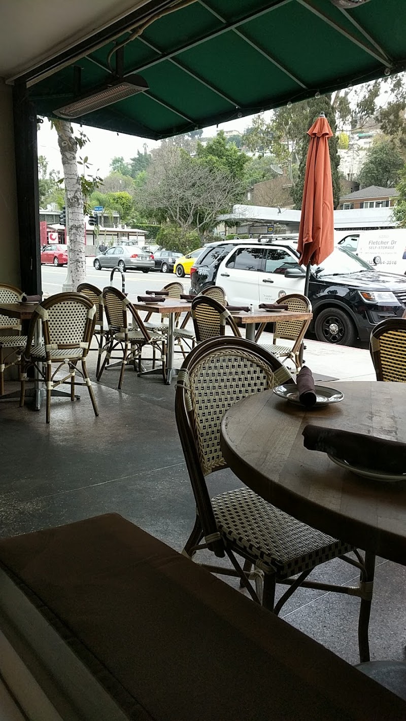 Photo of L & E Oyster Bar