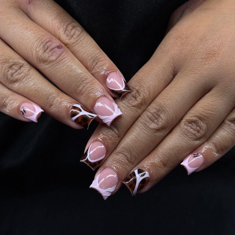 AQ Nails Spa - Westshore photo 3