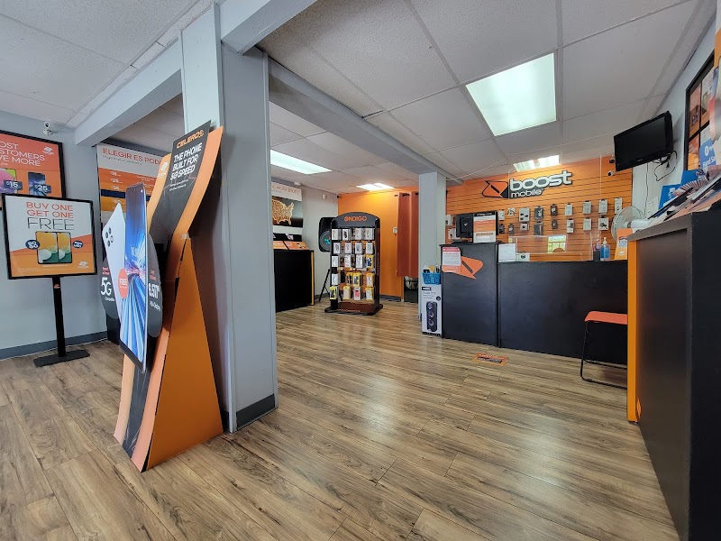 Boost Mobile photo 2
