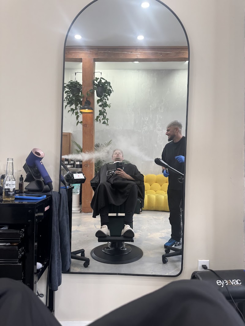 Hairchitect Barber Shop & Lounge San Francisco photo 4