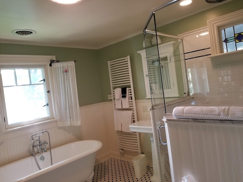 The Springwater Inn photo 4