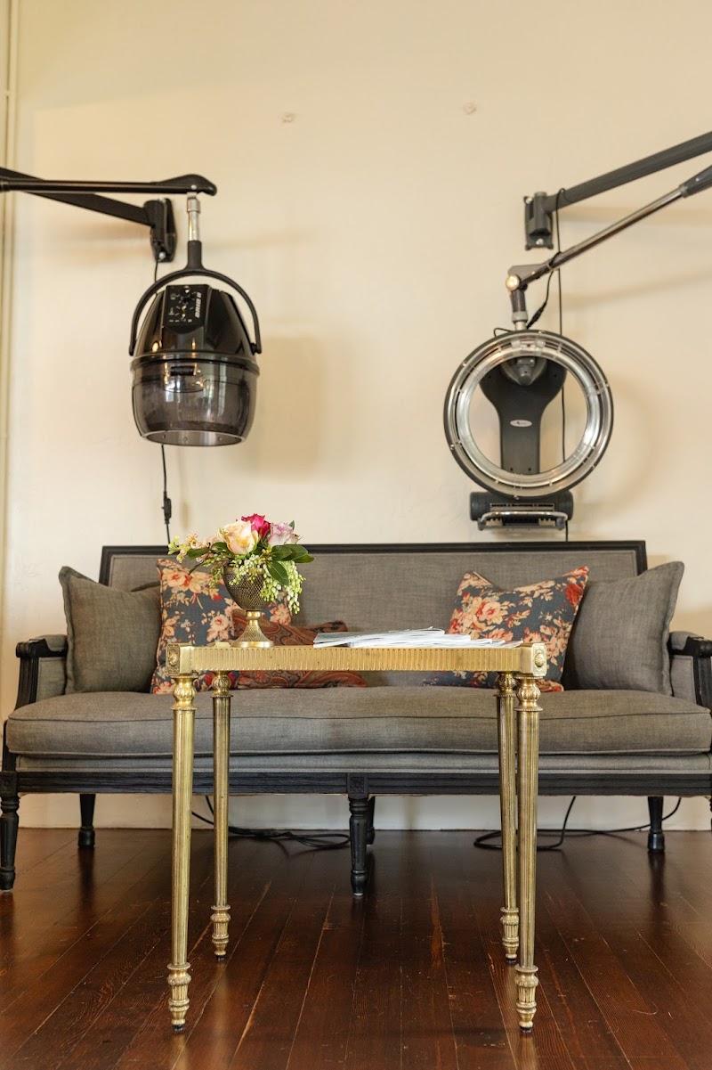 Mockingbird Heights Salon photo 4