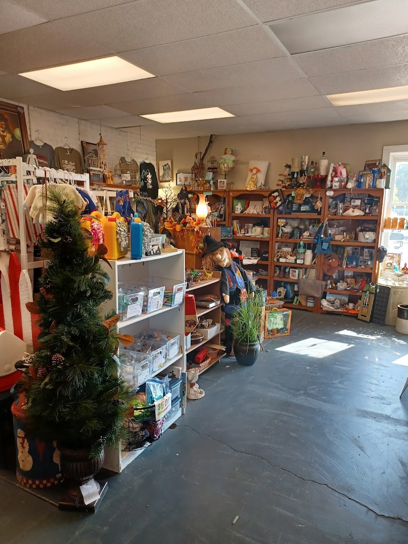 The Yellow Door Thrift and Consignment photo 3