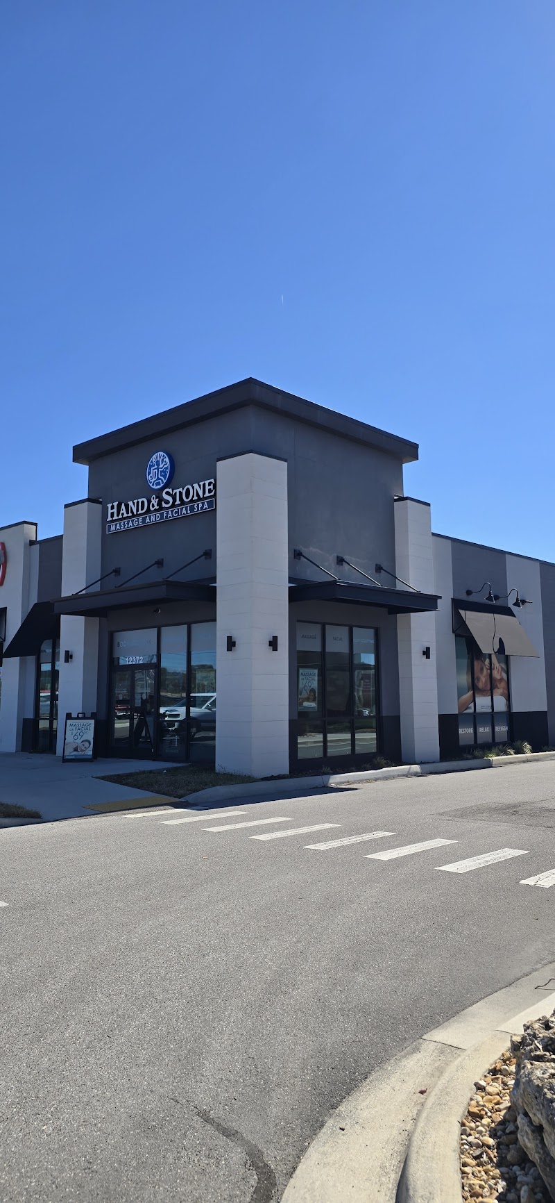 Hand & Stone Massage and Facial Spa photo 5