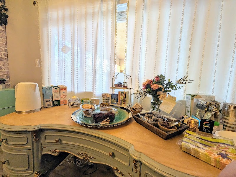 Serene Vibrance Intuitive Coaching and Holistic Facial Spa photo 4