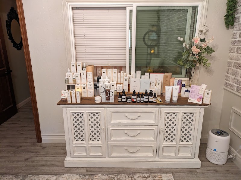 Serene Vibrance Intuitive Coaching and Holistic Facial Spa photo 3