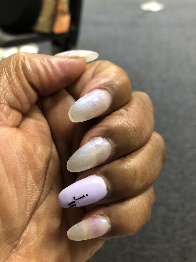 Kim Nails photo 2