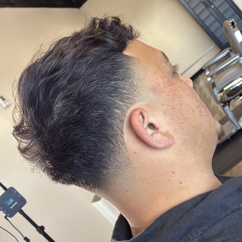 Sharp District Barbershop photo 5