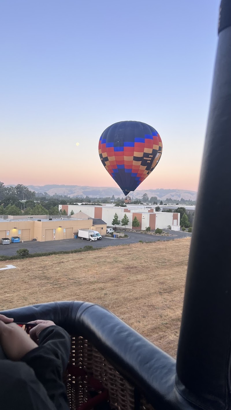 Sonoma Skypark 0Q9 photo 3