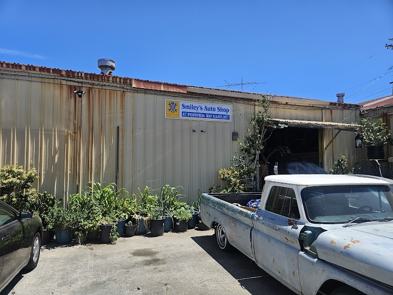 Smileys Auto Shop photo 2