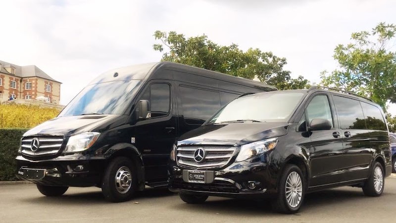 Valley Vacay Limo & Wine Tours photo 3