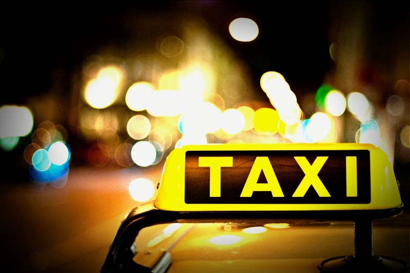Photo of Pacifica HMB taxi cab