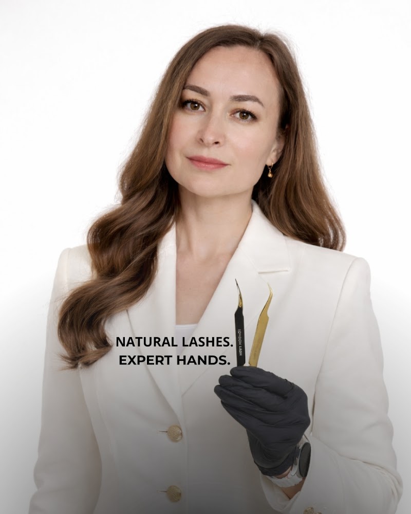 Photo of Dinara Isangildina Luxe Lashes
