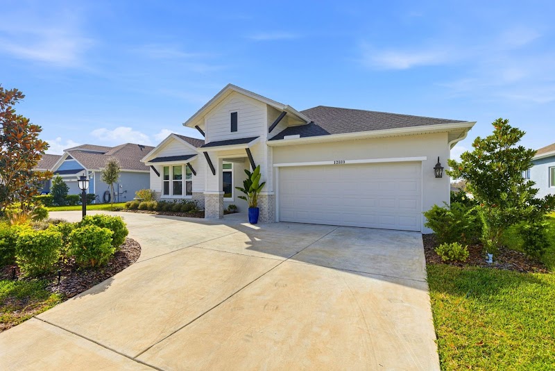 Photo of Tiia Cartwright I Cartwright Realty Inc.